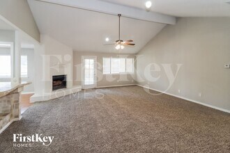 4317 Coventry Dr Grand Prairie, TX 75052 photo 3