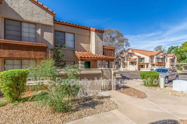 818 S Westwood 131 photo 5