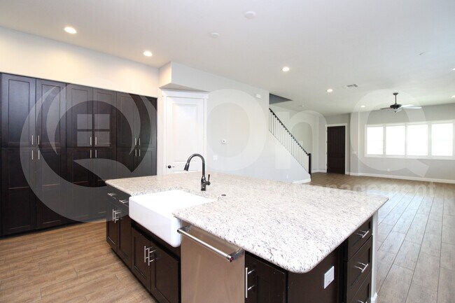 1024 East Curry Road, Tempe, AZ 85281 photo 5