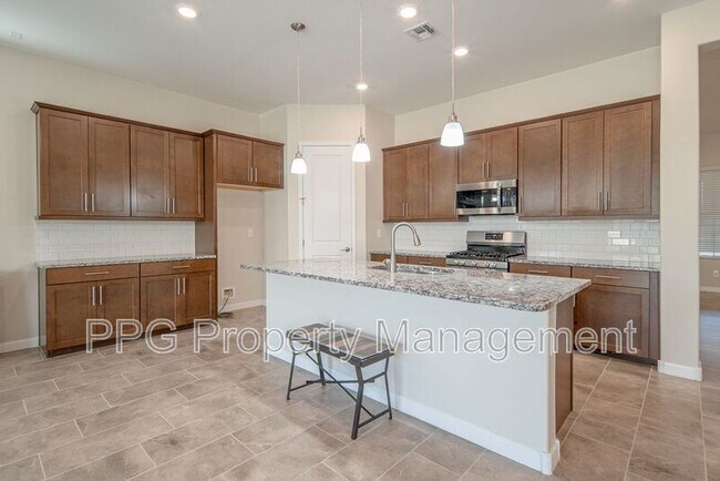 19769 W Blue Horizons Ct Buckeye, AZ 85326 photo 5
