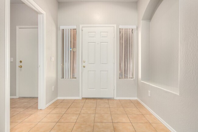 7927 West Mohave Street, Phoenix, AZ 85043 photo 4