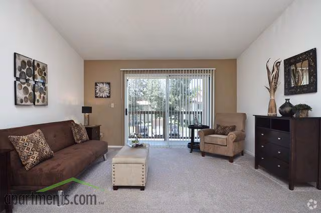 Riverview Springs photo 4