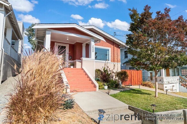 2548 Scenic Avenue, Oakland, CA 94602 photo 4