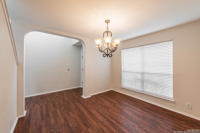 1262 Lion Forest San Antonio, TX 78251 photo 4