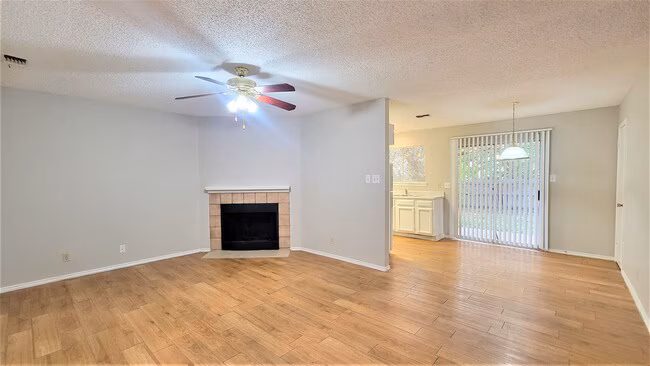 7014-7016 Elmbank San Antonio, TX 78244 photo 3