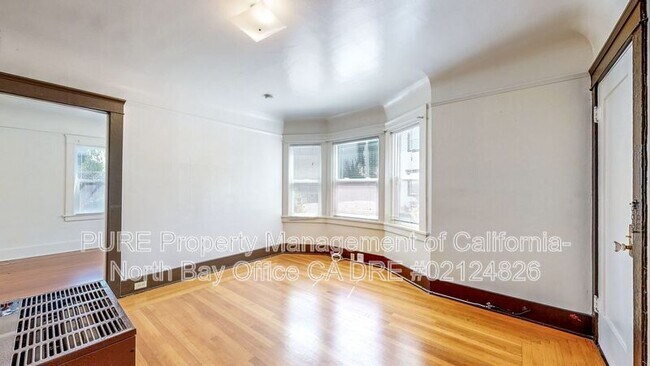 426 Humboldt St Santa Rosa, CA 95404 photo 4