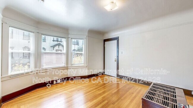 426 Humboldt St Santa Rosa, CA 95404 photo 3