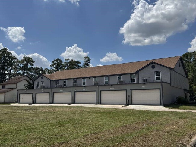 5802 Twisted Pine Ct Houston, TX 77039 photo 2