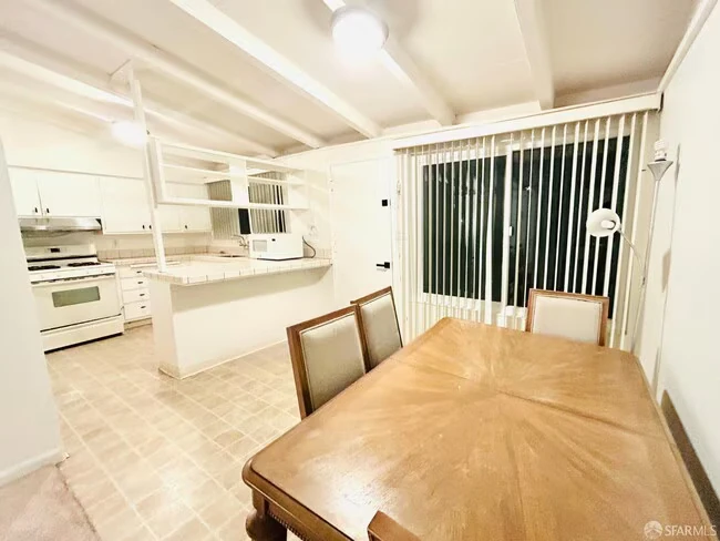 618 Lakewood Dr Sunnyvale, CA 94089 photo 4