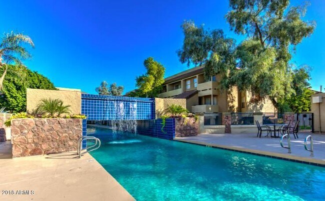 1331 W Baseline Rd Mesa, AZ 85202 photo 2
