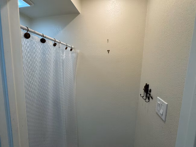 688 Nebraska St Vallejo, CA 94590 photo 4