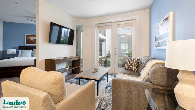 810 W St Johns Ave Austin, TX 78752 photo 3