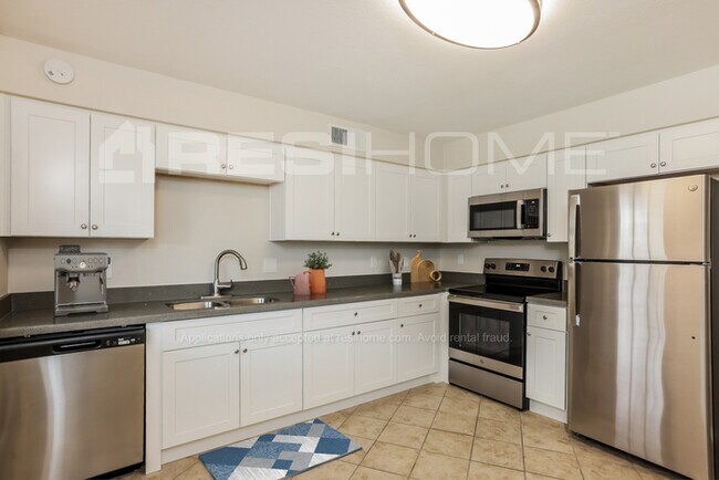 47 E Indigo St Mesa, AZ 85201 photo 5