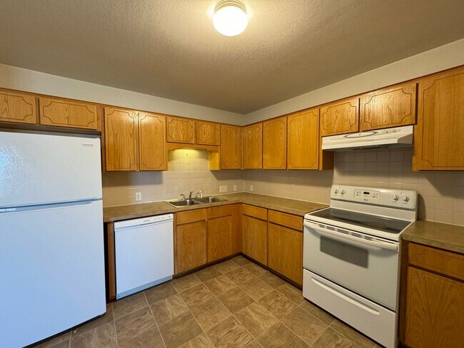 408 W St John Ave Nolanville, TX 76559 photo 5