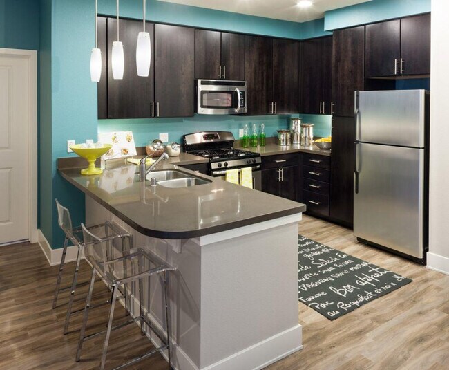 5945 Linda Vista Rd San Diego, CA 92110 photo 2