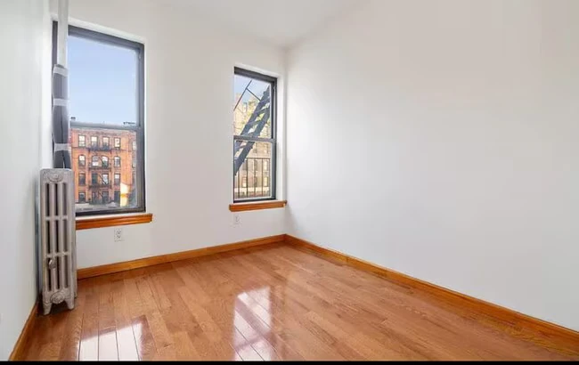 328 E 14th St New York, NY 10003 photo 4