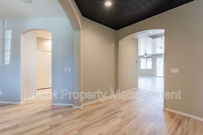 329 S 172nd Dr photo 3