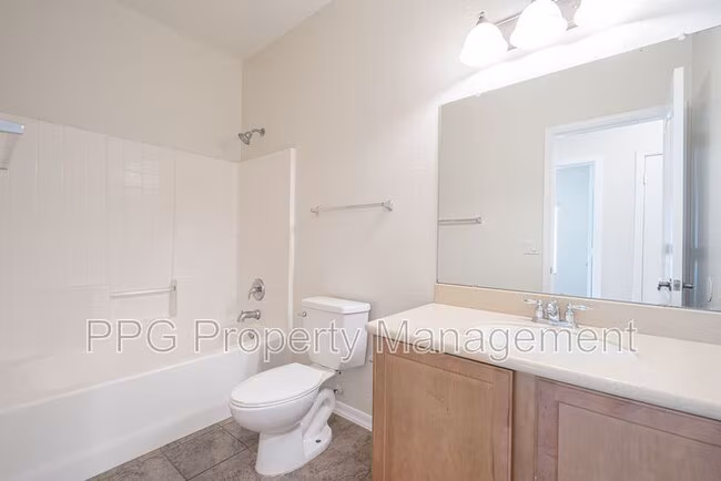 12226 W Ironwood St El Mirage, AZ 85335 photo 5