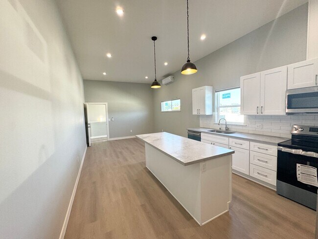 223 S K St Livermore, CA 94550 photo 5