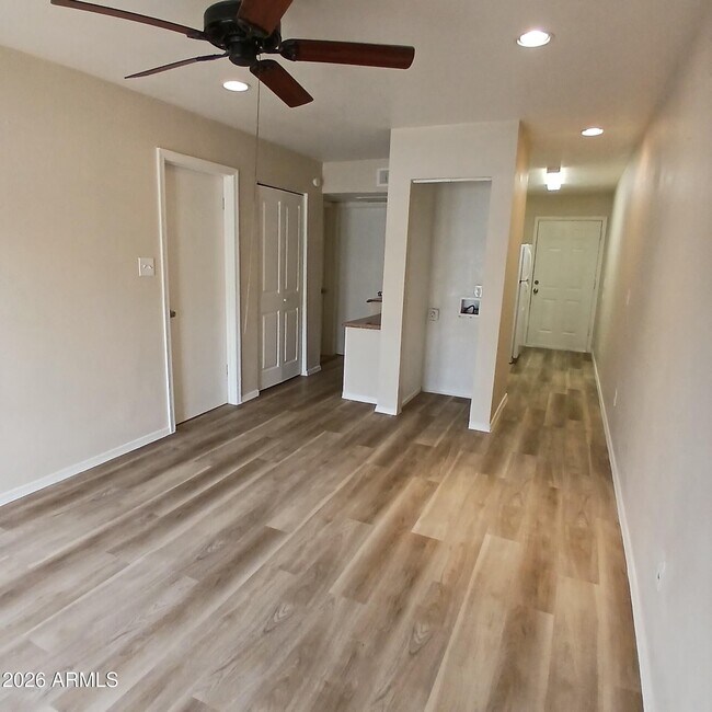1216 W Purdue Ave Phoenix, AZ 85021 photo 5
