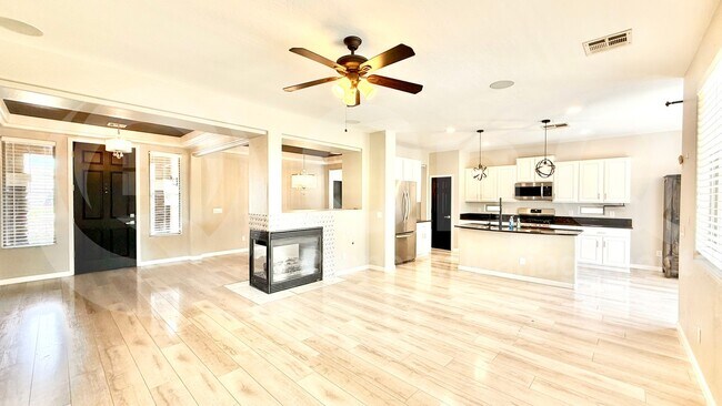19861 E Thornton Rd Queen Creek, AZ 85142 photo 2
