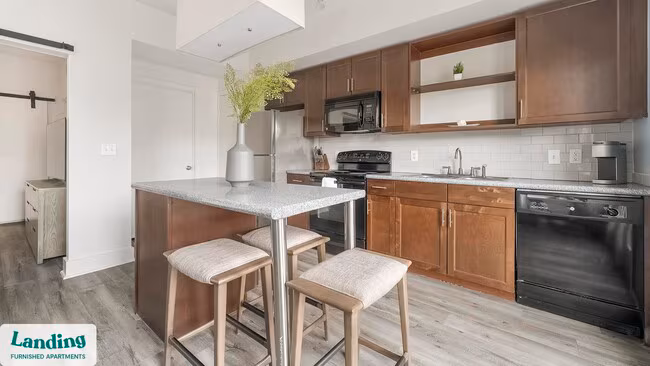 810 W St Johns Ave Austin, TX 78752 photo 5