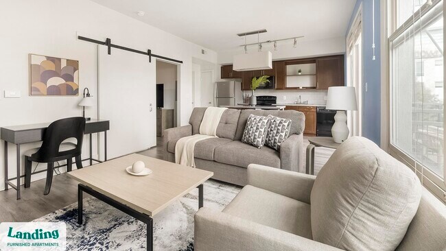 810 W St Johns Ave Austin, TX 78752 photo 2