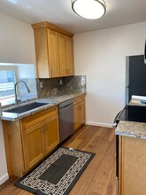 645 Rollins Rd Burlingame, CA 94010 photo 5