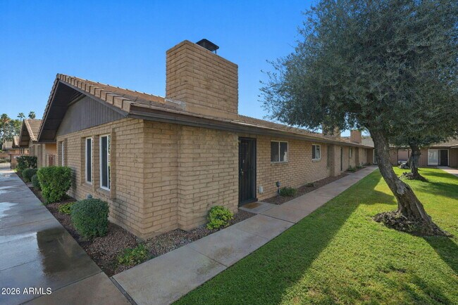 2015 E Southern Ave Tempe, AZ 85282 photo 2