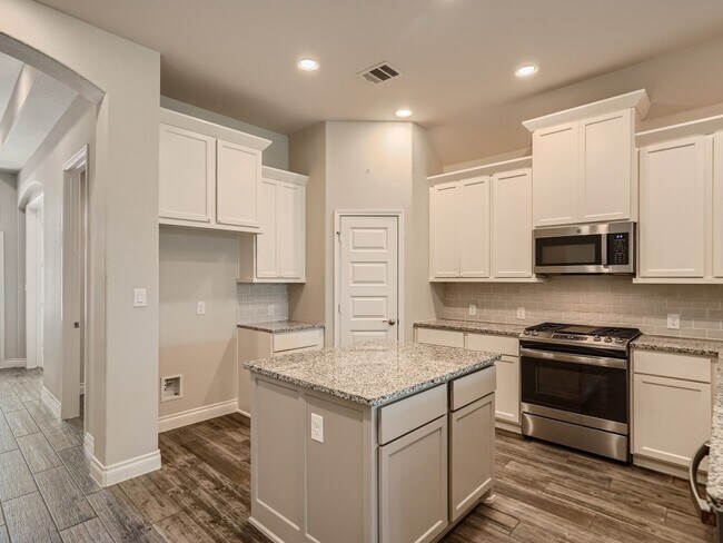2617 Franciscana Way Leander, TX 78641 photo 4