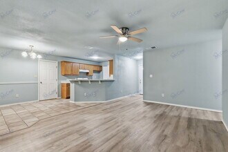 702 N Walnut St Cleburne, TX 76033 photo 5