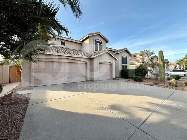 1920 S Saddle St Gilbert, AZ 85233 photo 2