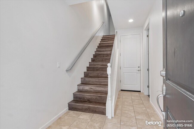 5832 Crespi Wy Newark, CA 94560 photo 5