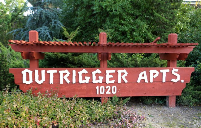 Outrigger Apartments photo 2