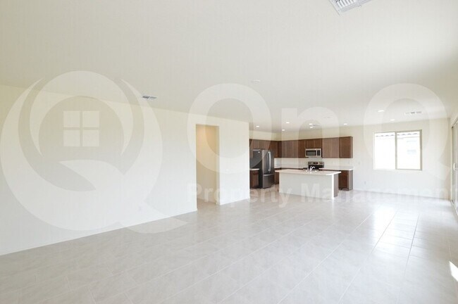 2031 East Escondido Place, Casa Grande, AZ 85122 photo 4
