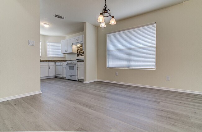 1604 Southwestern Trail Round Rock, TX 78664 photo 5