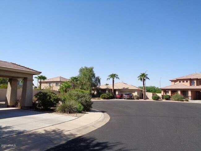 15453 W POST CIRCLE photo 2
