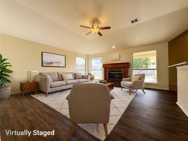 1020 Bonanza Drive, Arlington, TX 76001 photo 5