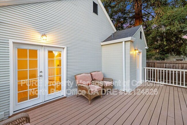 1520 14th St Santa Rosa, CA 95404 photo 4