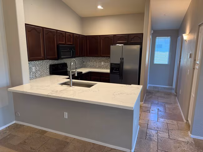 18250 N 32nd St Phoenix, AZ 85032 photo 4