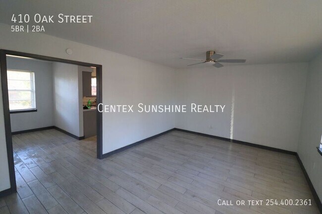 410 Oak St Copperas Cove, TX 76522 photo 3