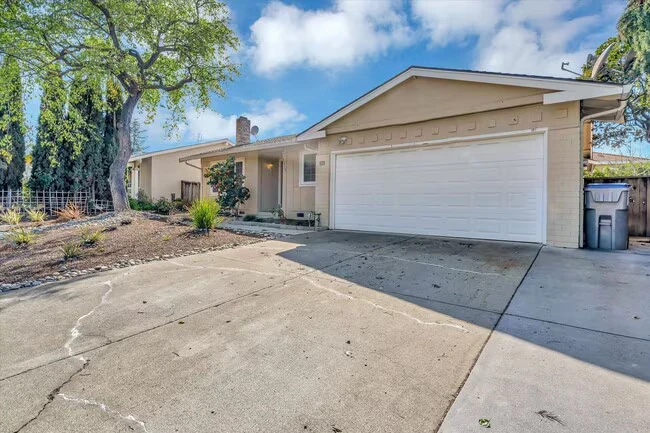 5263 Knights Estates San Jose, CA 95135 photo 3