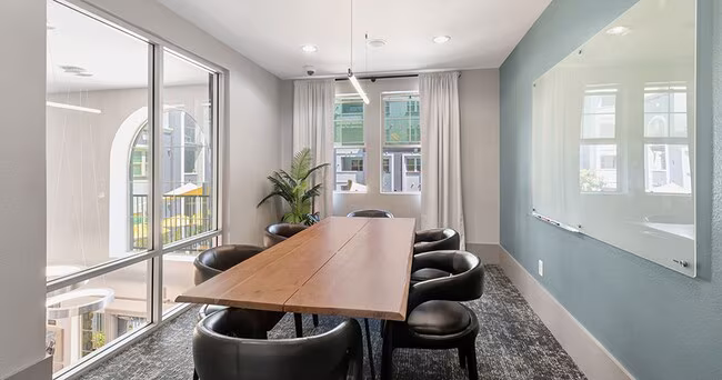 Iconic on Alvarado: Off-Campus Student Housing photo 3