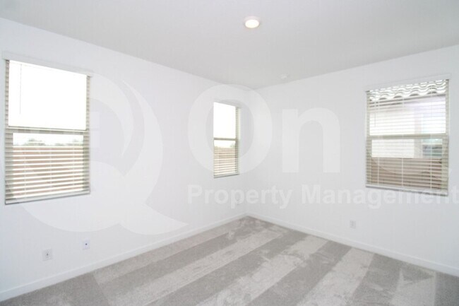 9535 W Roma Ave Phoenix, AZ 85037 photo 3