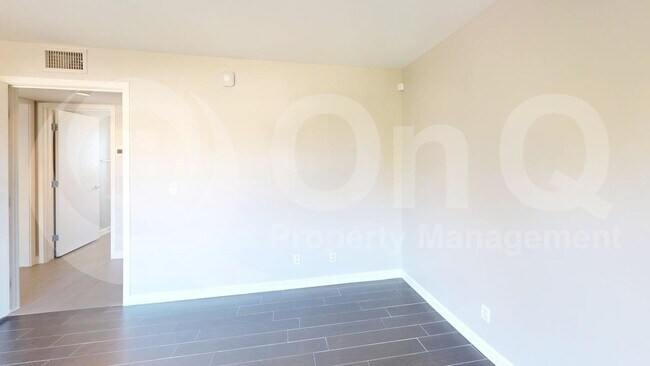 Scottsdale Resort Apartments photo 5