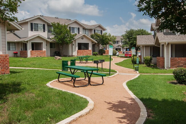 Village at Fox Creek photo 3