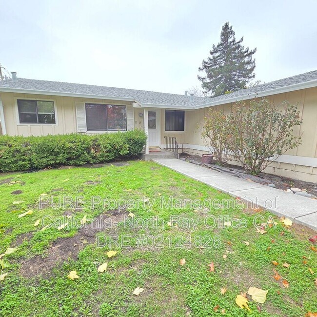 1316 S McDowell Blvd Petaluma, CA 94954 photo 2