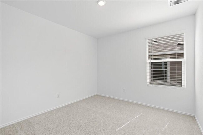 234 Twilight Breeze Way, Hutto, TX 78634 photo 5