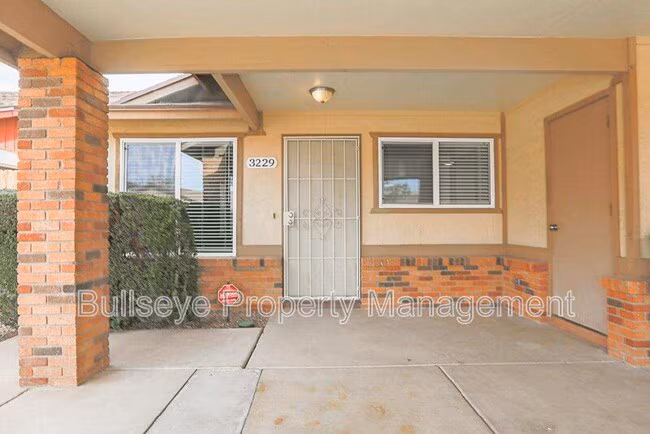 3229 E Crescent Ave Mesa, AZ 85204 photo 4