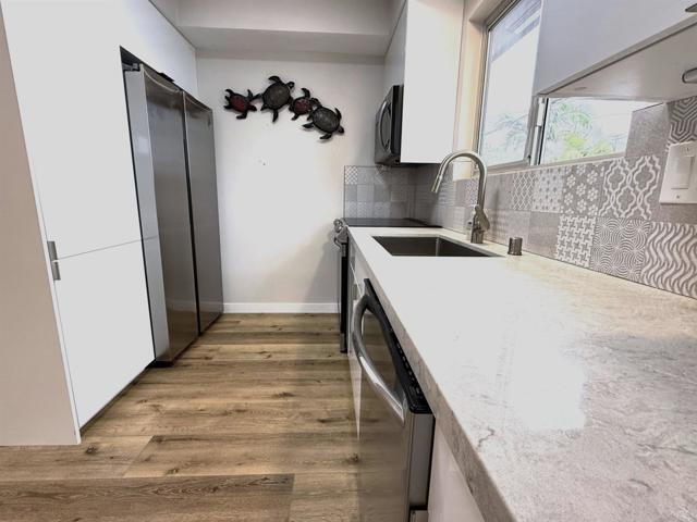 155 15th St Del Mar, CA 92014 photo 2